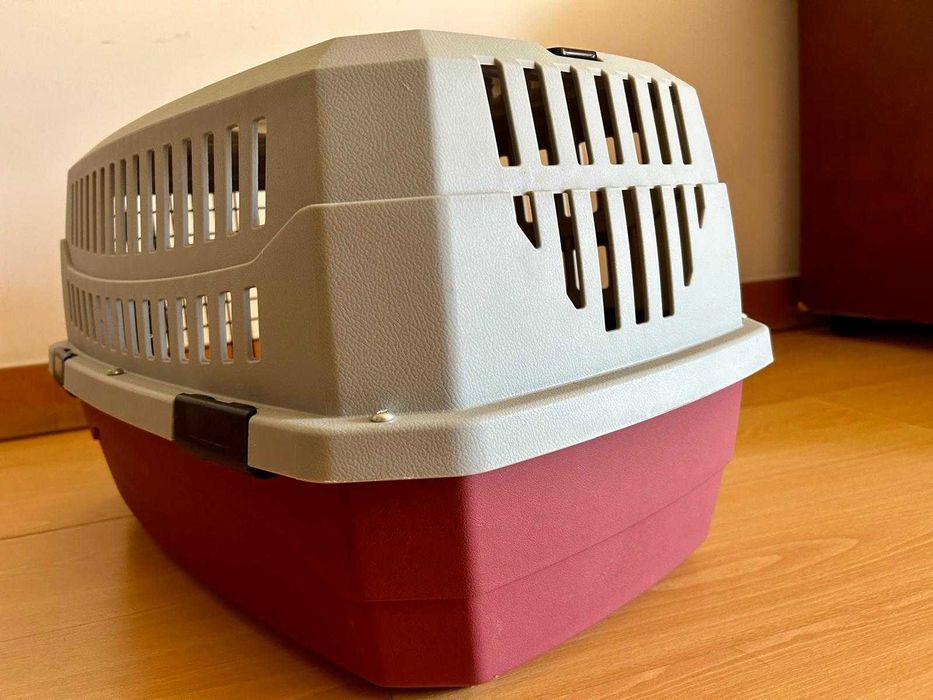 Transportadora para Cão/Gato NOBLEZA Red M