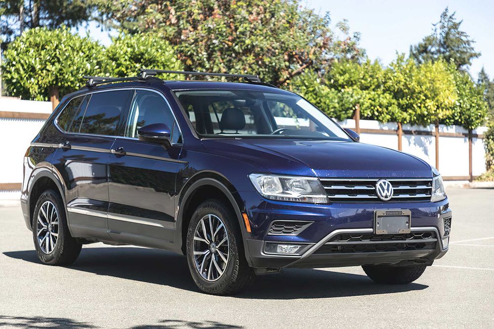 Volkswagen Tiguan      2021