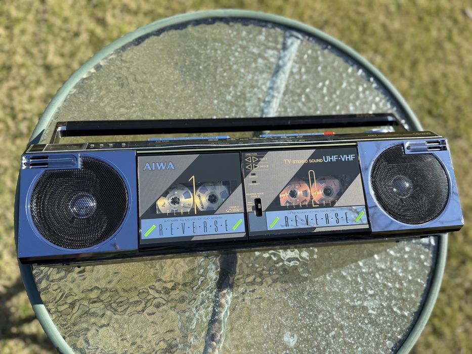 Продам магнитолу Aiwa CS-W99