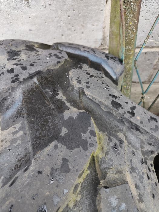 Komplet opon Pirelli 12.4 R20 wznacniane okazja MTZ Belarus Białoruś