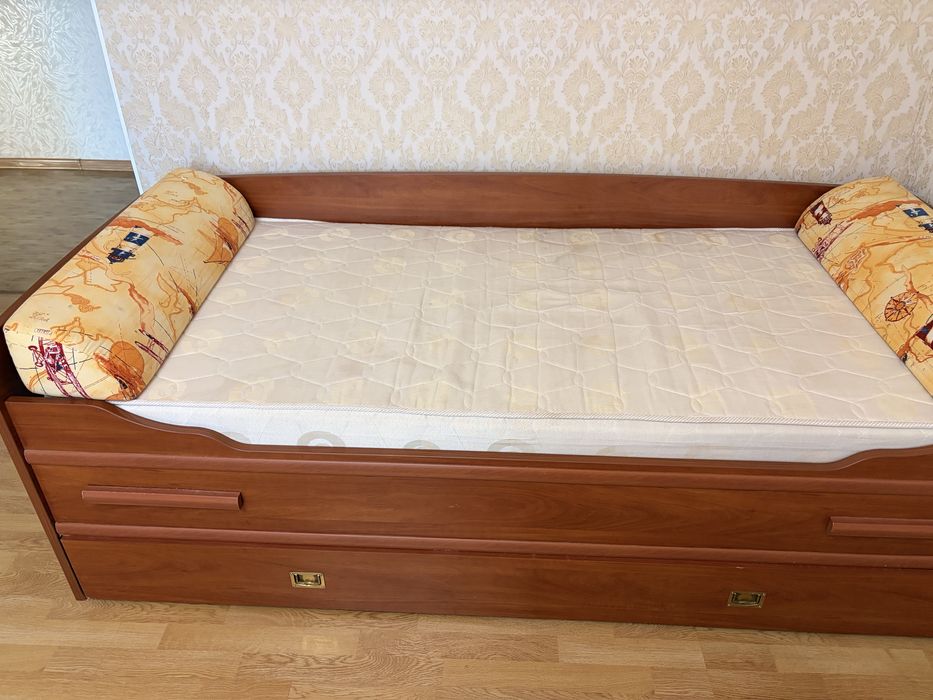 Продам кровать на 2 місця