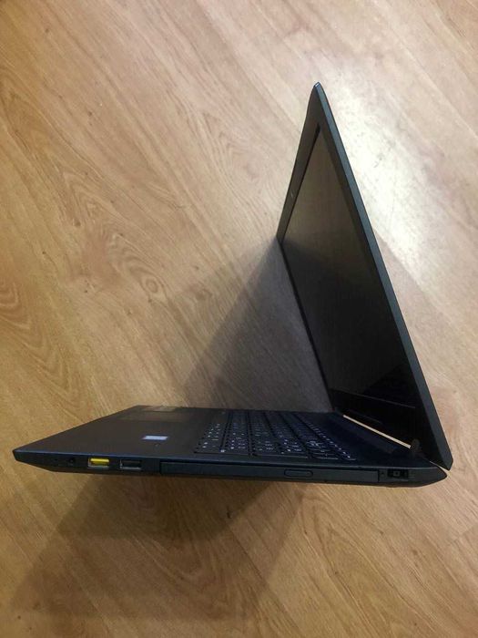 Lenovo V510-15IKB (15.6"/i3-6006U/SSD 256GB/8GB/Win 11)