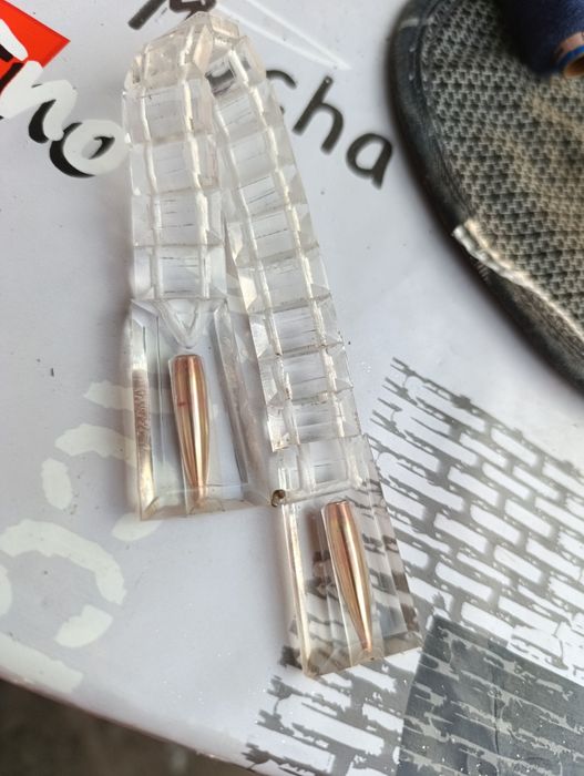 Четки орг стекло с залитой пулей