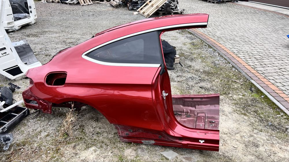 Крило четверть права задня Mercedes-Benz C-coupe