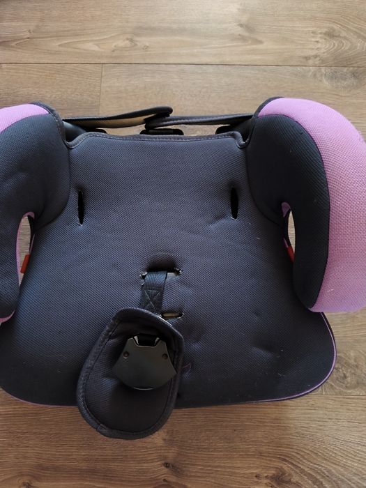 Продам бустер, автокрісло