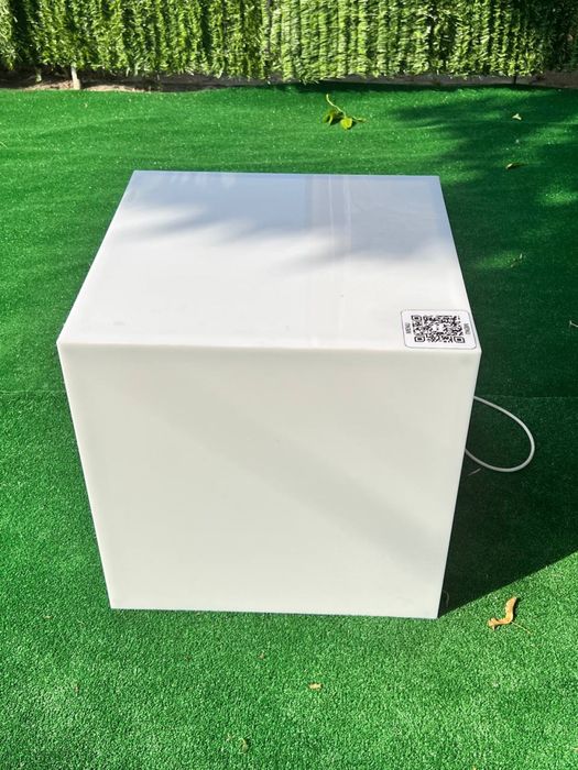 Продаю столы кубики с подсветкой