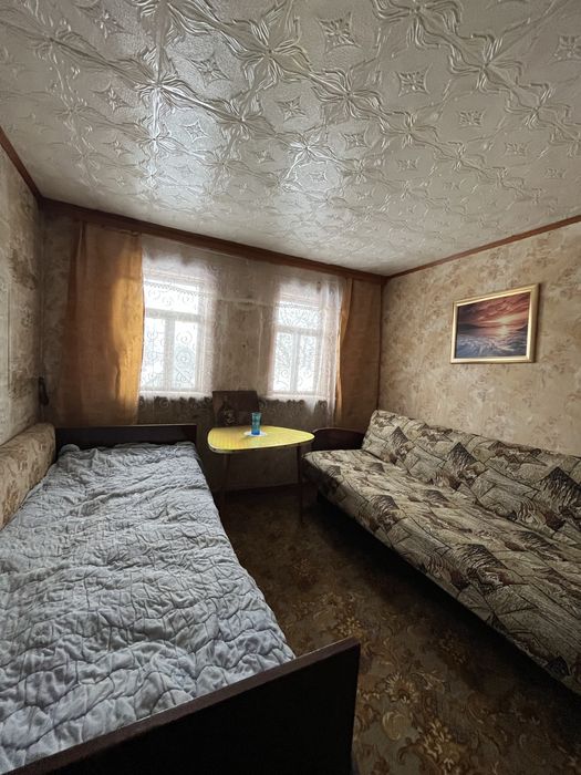 Дача з грубою, великим каміном та банею