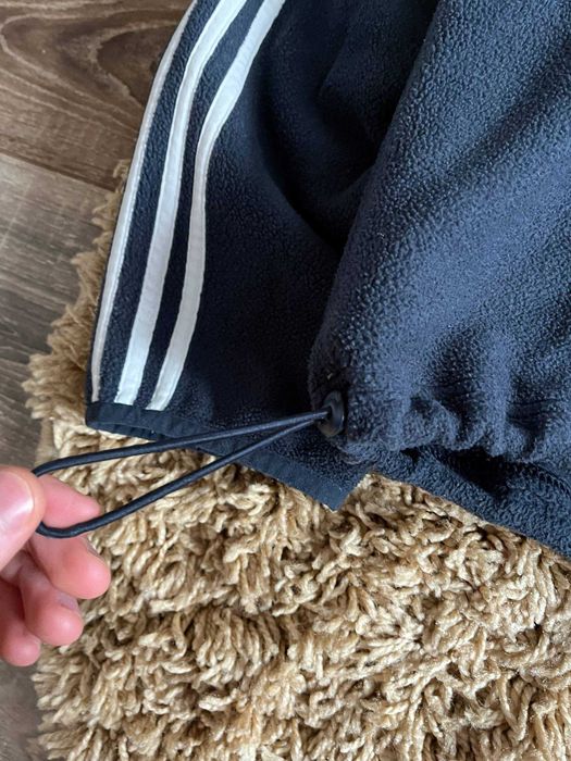 тепла Фліска від Adidas на лампасах