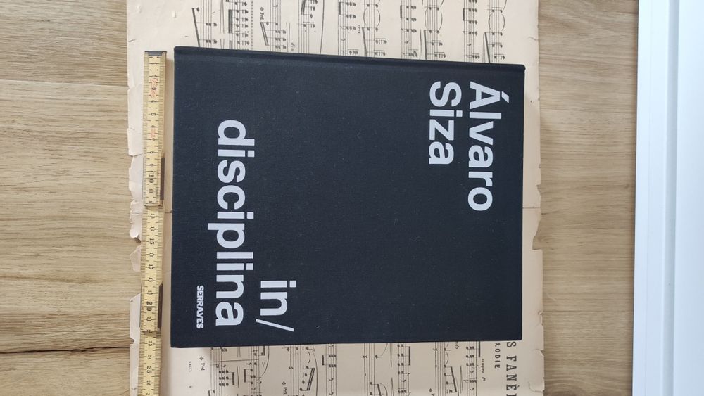 Álvaro Siza: In/Disciplina