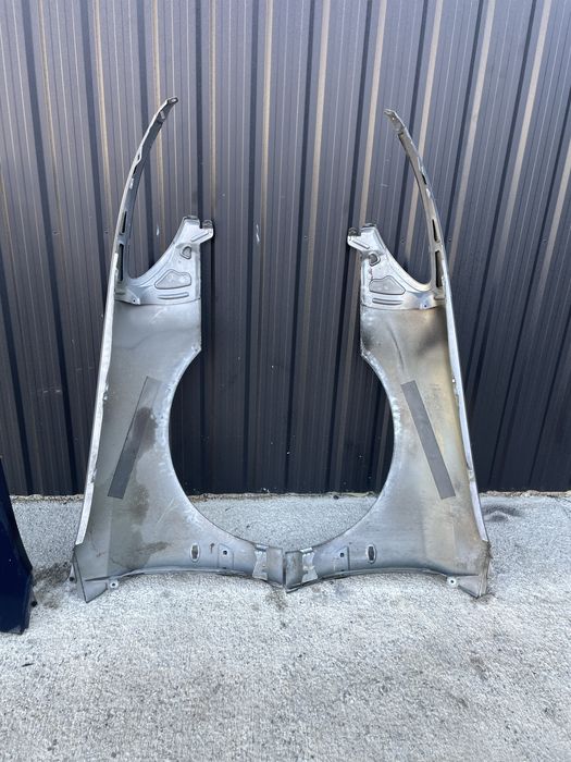 Пежо 607 крило