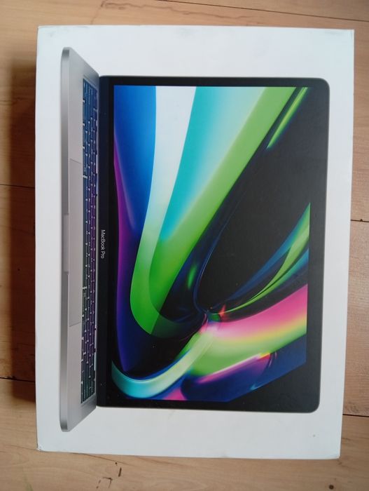 MacBook pro m1 @