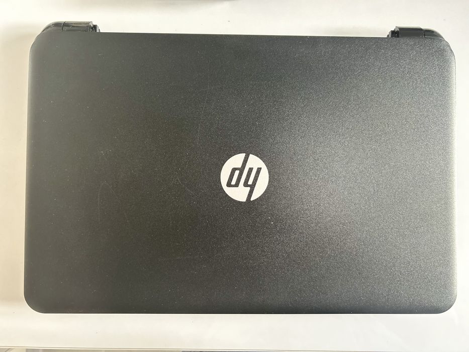 Ноутбук HP 255 робочий