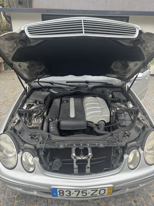 Mercedes benz E220