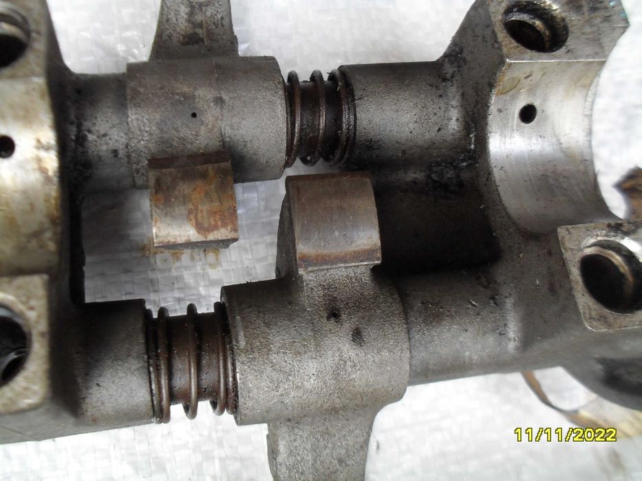 Ручка открывания двери водительской MAZDA-626 GD -700 грн.