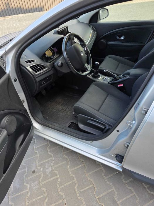 RENAULT MEGANE III 1.5 dCi 2013  Navi Climatronic