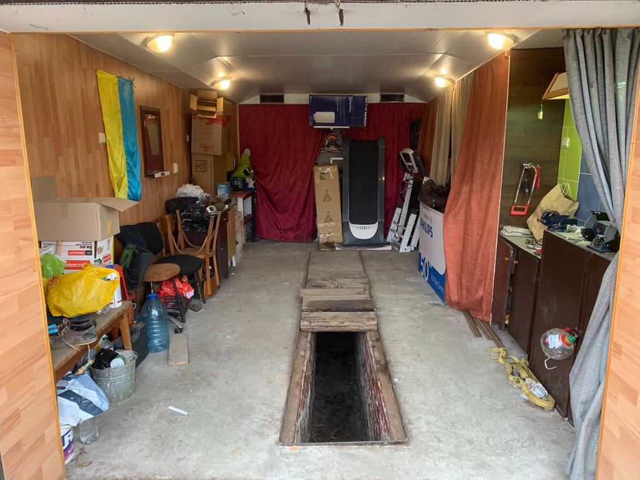 Продам цегляний гараж в ГК 2, р-н Торгмаш, за об'їздною