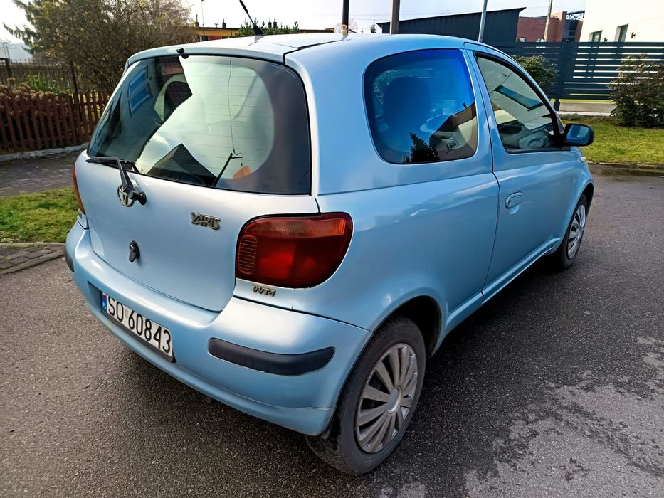 Toyota Yaris 1.0 salon Polska
