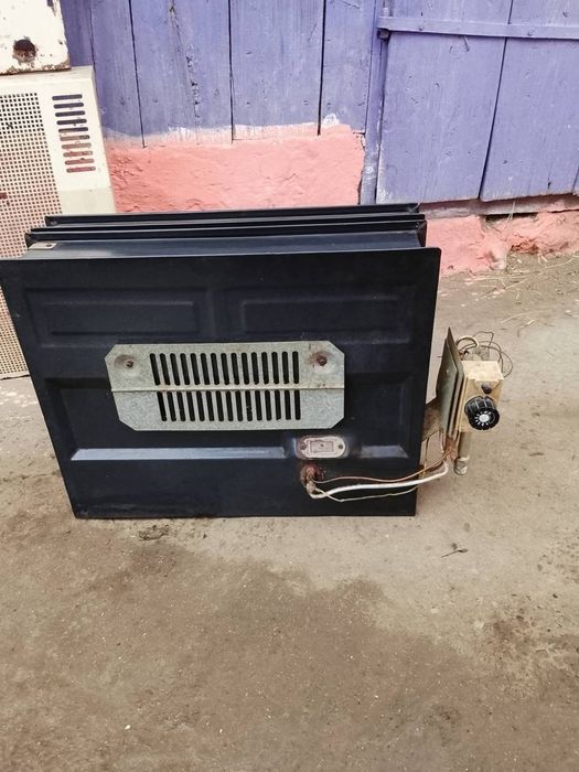 Продаю конвектор газовий