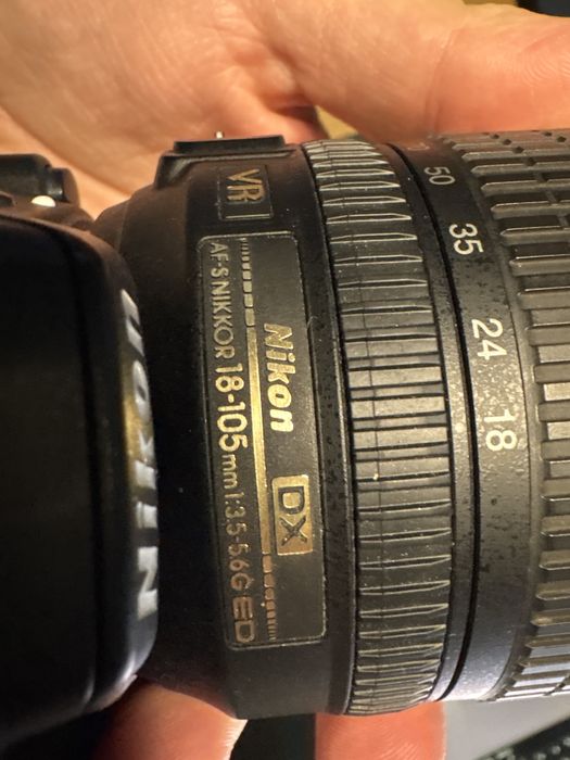 Nikon d5300 18-105