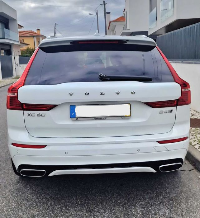 Volvo XC60 2.0D4 R.Design AWD Geartronic - IMPECÁVEL!