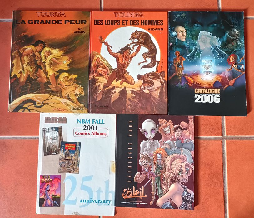 74 Livros em francês, inglês e espanhol