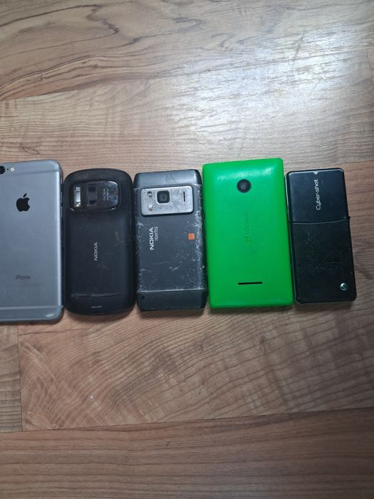 Telefony zestaw uszkodzone