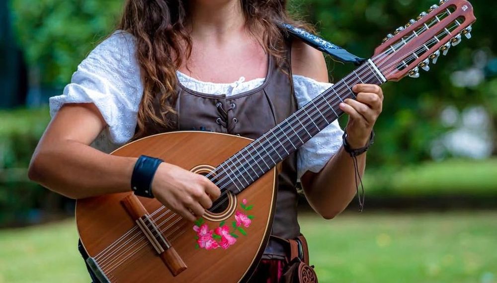 Alaúde Guitarra Alhambra Mod. L2C OP Amplificado