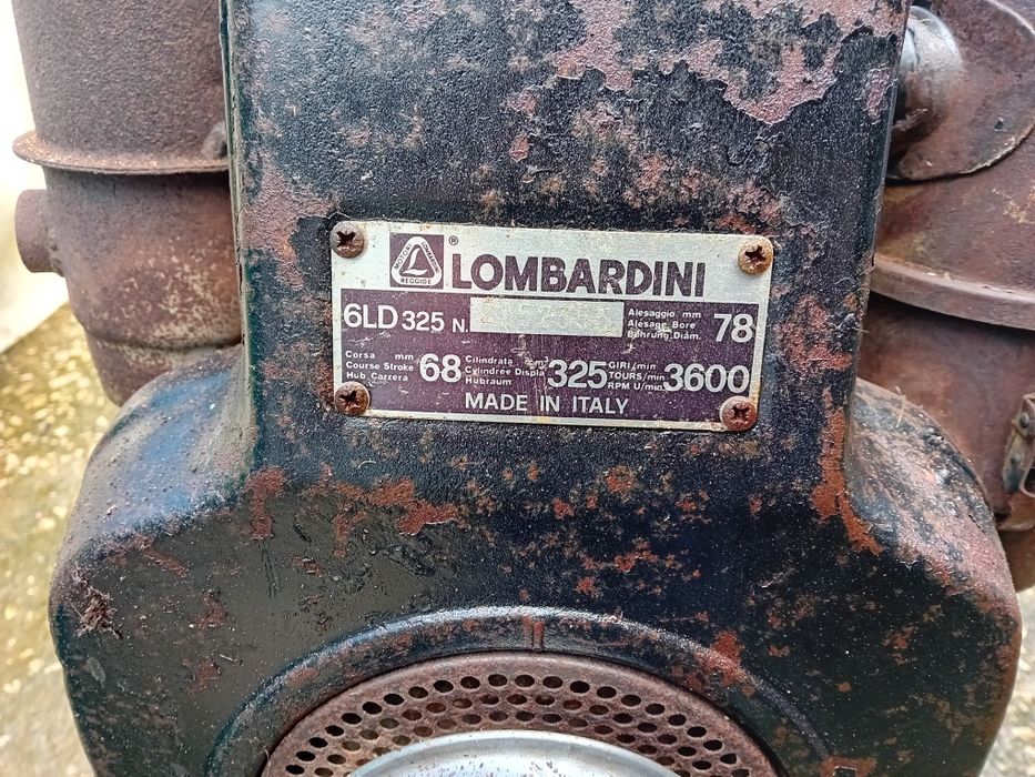 Motocultivador Agrícola com Avaria