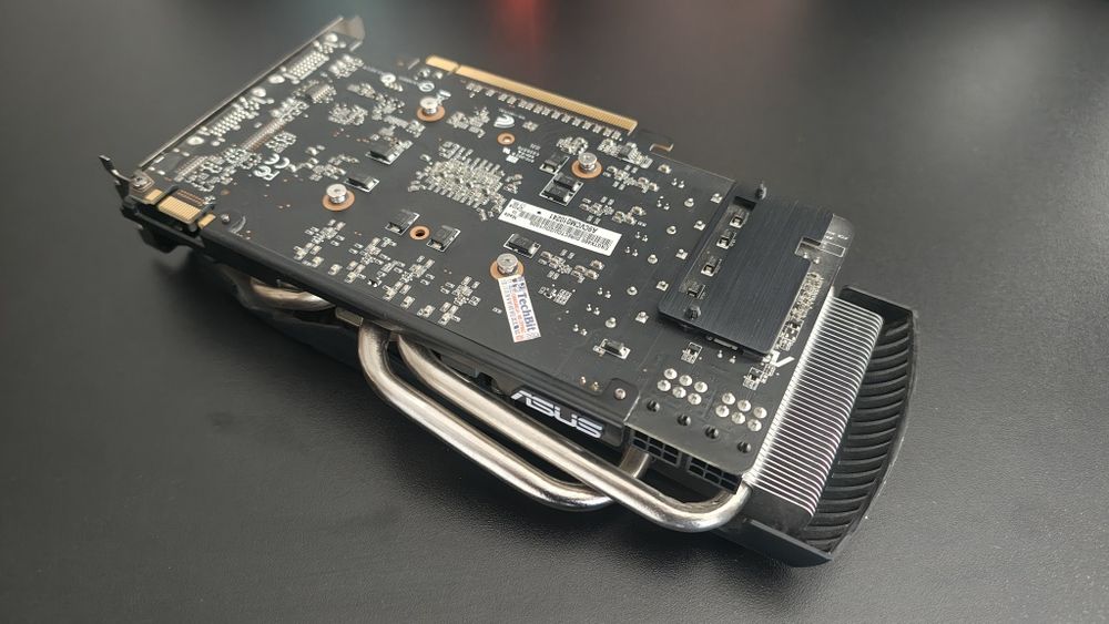 GeForce GTX 460 ASUS