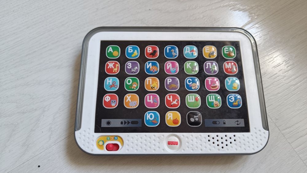 Планшет Fisher price.
