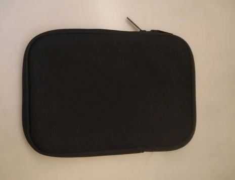 Etui ochronne na tablet / iPAD 7 CALI 21,5 x 15cm CZARNE
