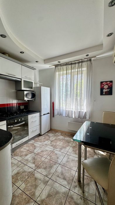 Apartment in Kyiv, Chervonyy Khutir, Rembaza - View 3