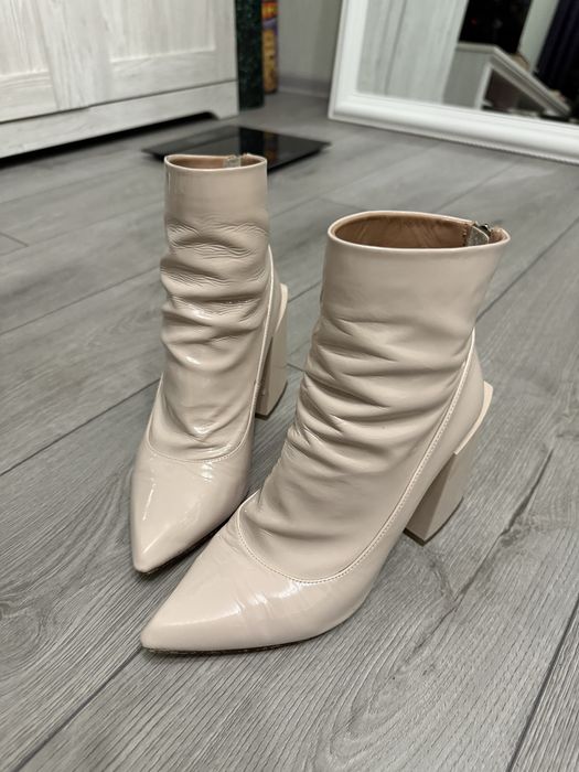 Ботильони, черевики, сапожки 39р. шкіряні