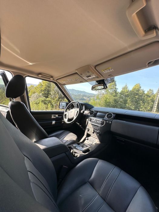 Land Rover Discovery 4