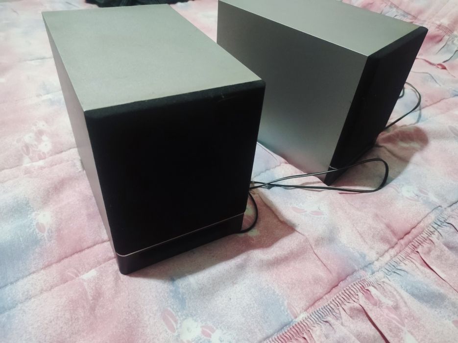 Colunas de som  Mitsai