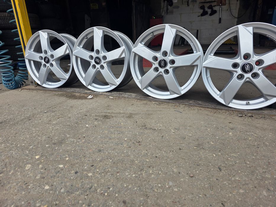 Felgi Aluminiowe Ford R16 5x108 ET50-6.5J