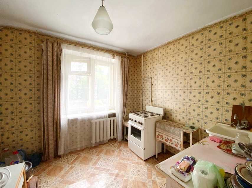 Продаю 2-кімнатну квартиру в Лісках, вул. Є. Логінова.ц6
