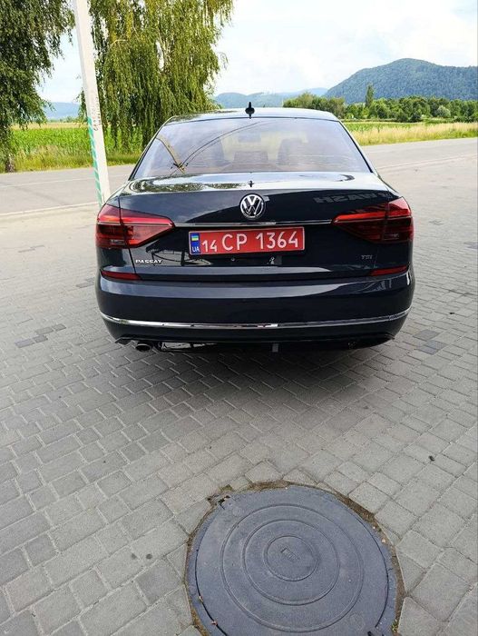 Volkswagen Passat  NMS 2017  R-Line