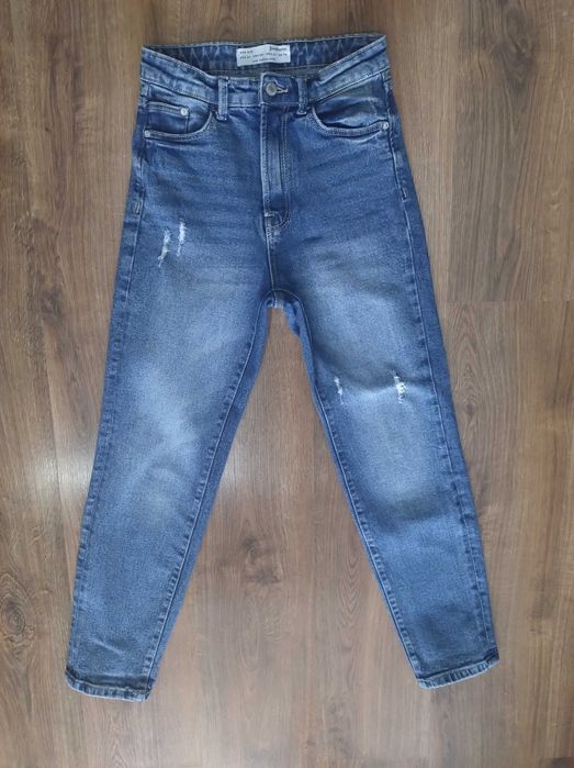 Jeansy damskie Stradivarius XS