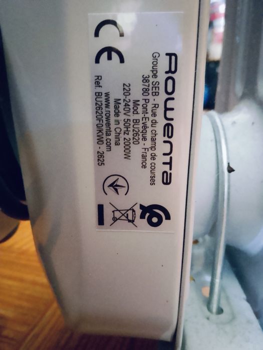 Aquecedor a óleo 2000W com termostato – ótimo estado