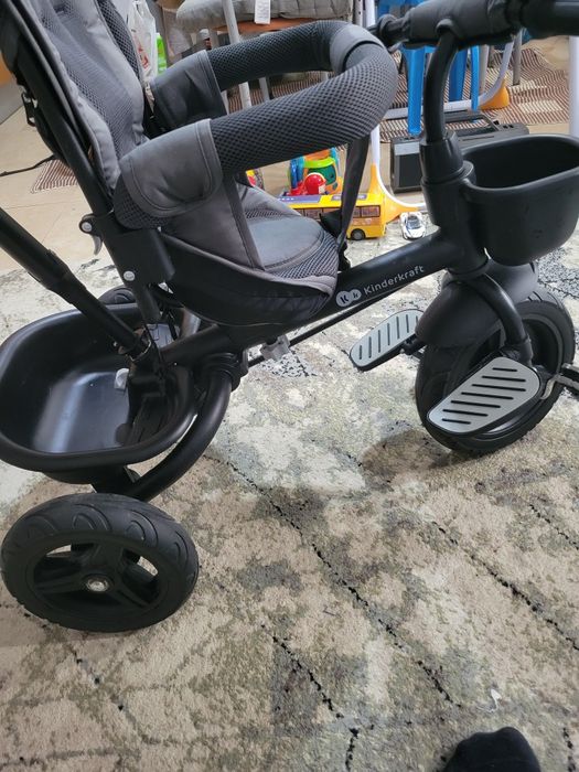 Triciclo kinderkraft