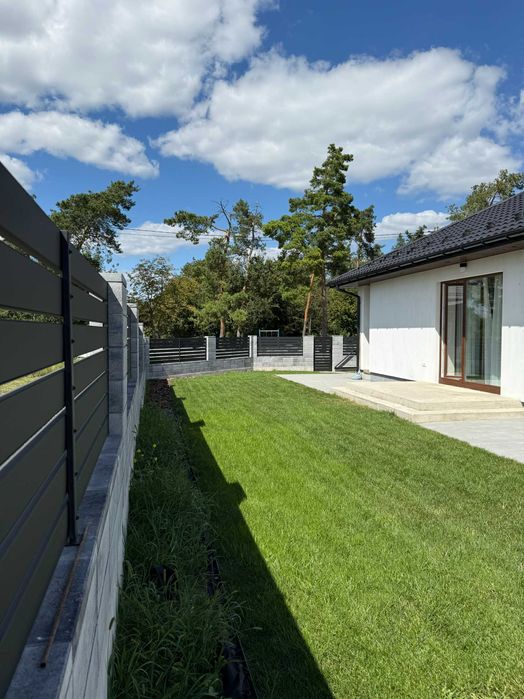 Продам неймовірно красивий будинок біля лісу!!