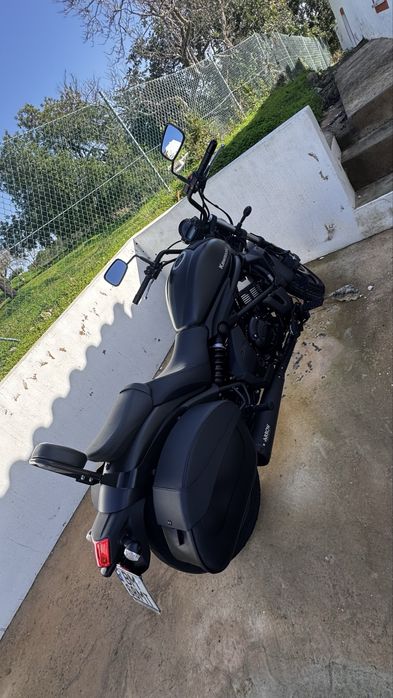 Mota 2024  como nova unico dono estima e bem cuidada com mala de viage