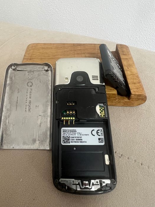 Nokia 6700 Classic – гарний стан, працює справно