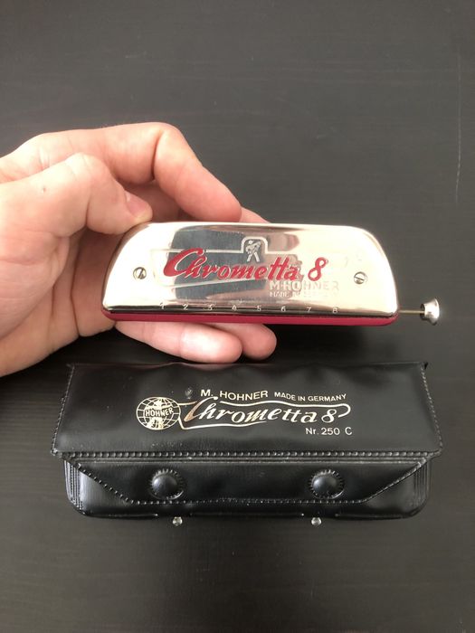 Хроматическая губная гармоника Hohner Chrometta 8 C (Германия)