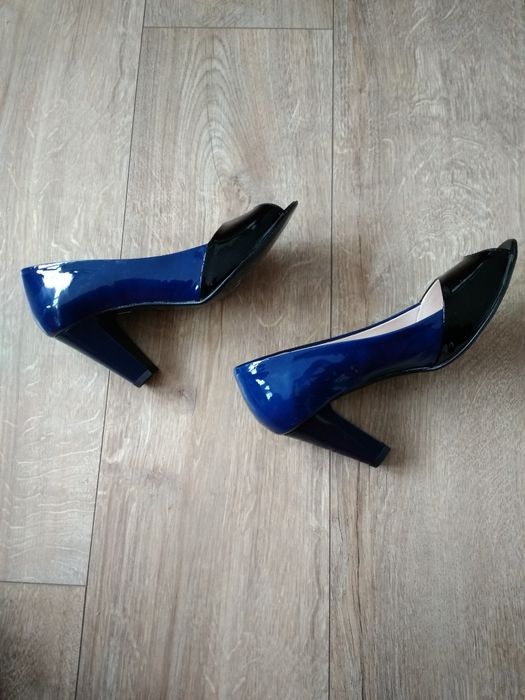 Nowe buty 37 skóra lakierowana