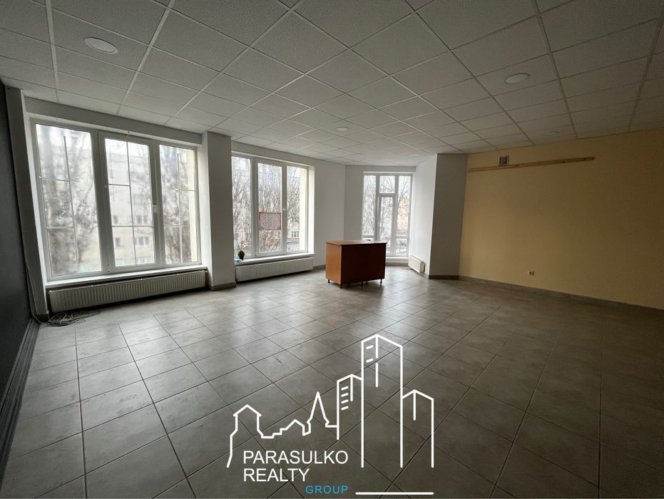 Продам окремо збудовану 3-и поверхову будівлю