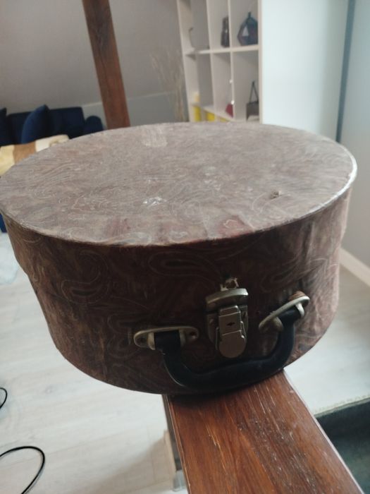 Stary Bęben z futerałem, antyk zabytek