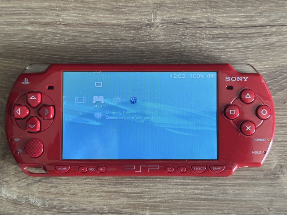 Продам PSP 2000 64gb