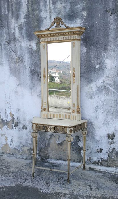 Antigo tremó D. Maria séc. XVIII/XIX